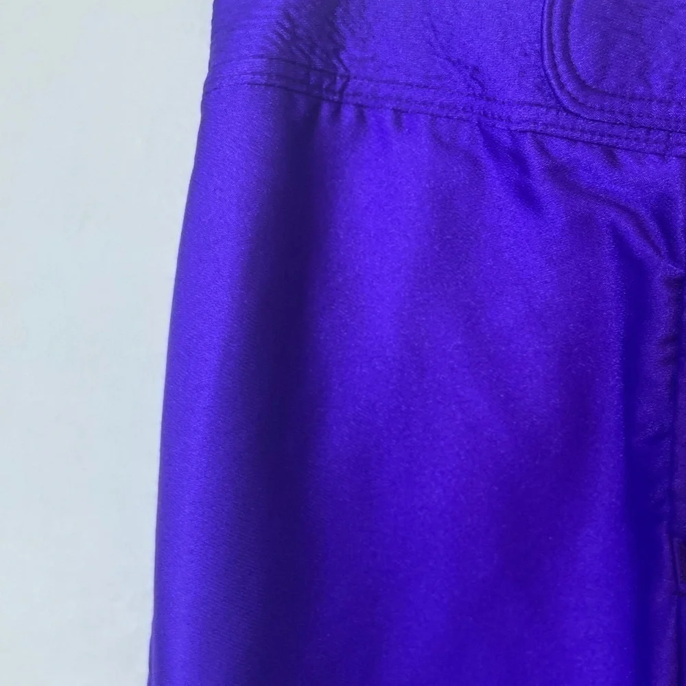 Vibrant Purple Women's Cropped Pants - Picture 4 of 15